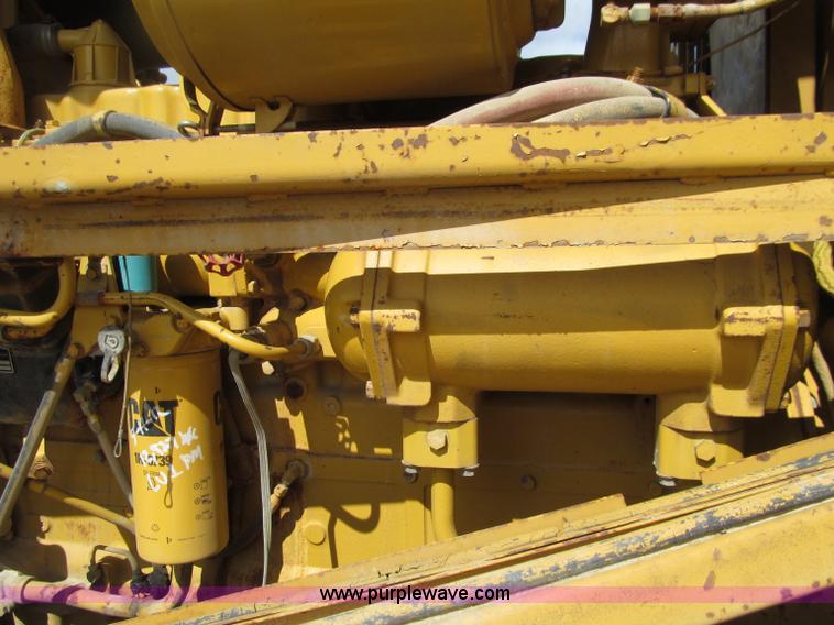 image for item D7371 1981 Caterpillar 966D wheel loader