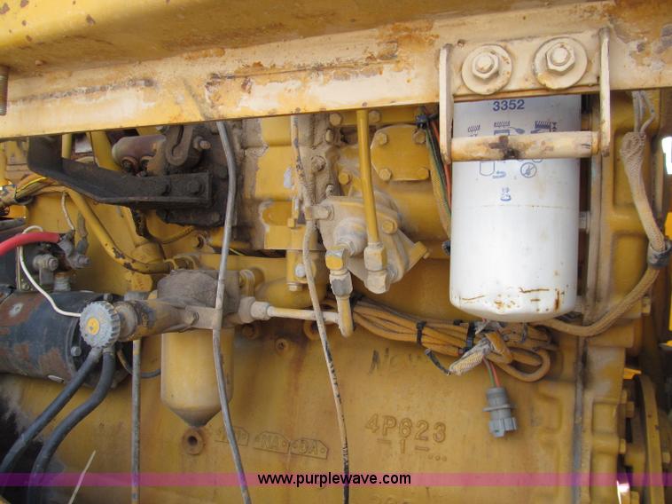 image for item D7371 1981 Caterpillar 966D wheel loader
