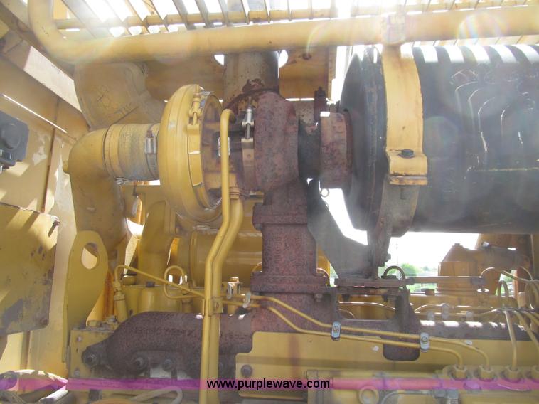 image for item D7371 1981 Caterpillar 966D wheel loader