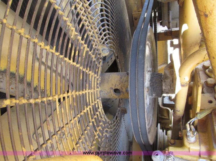 image for item D7371 1981 Caterpillar 966D wheel loader