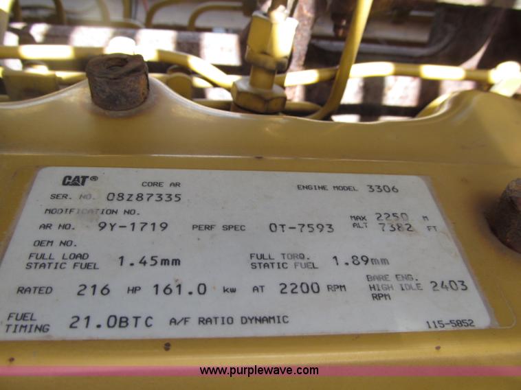 image for item D7371 1981 Caterpillar 966D wheel loader