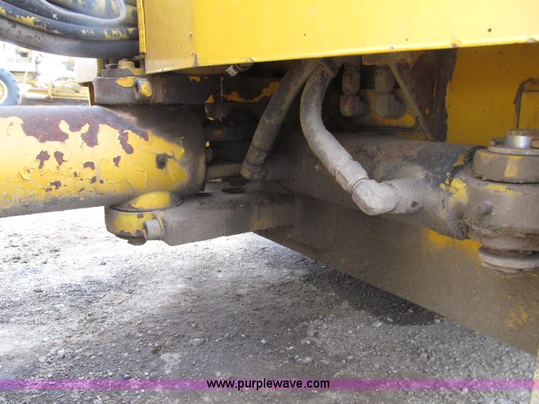 image for item D7372 1994 Dynapac CC102 Series 10 smooth drum vibratory roller