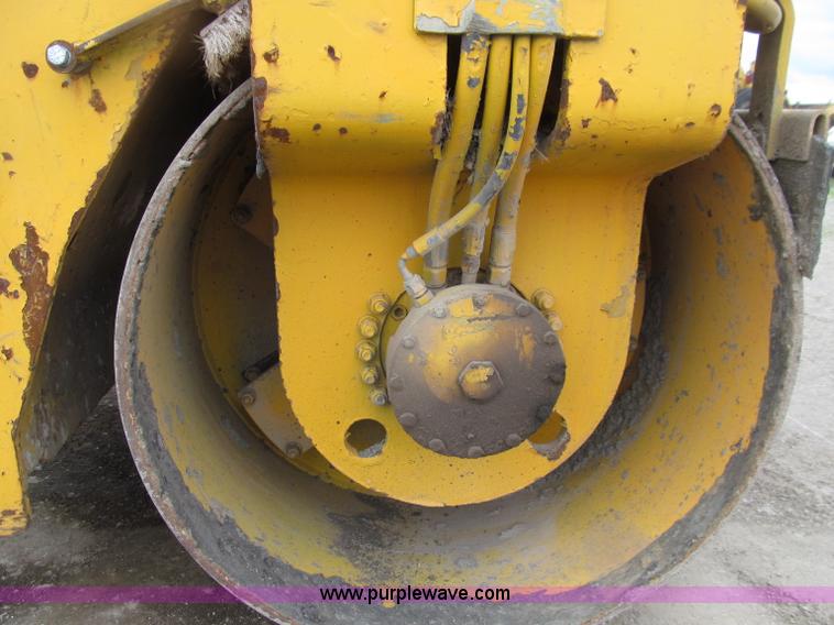 image for item D7372 1994 Dynapac CC102 Series 10 smooth drum vibratory roller