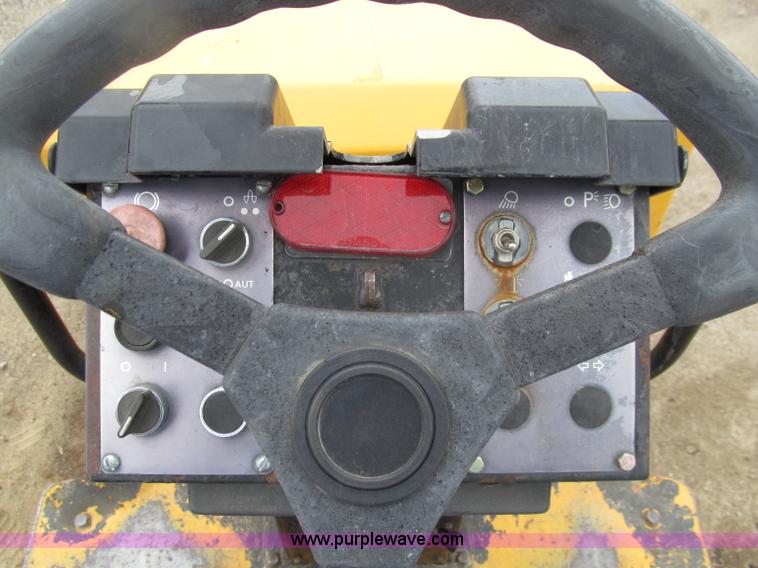 image for item D7372 1994 Dynapac CC102 Series 10 smooth drum vibratory roller