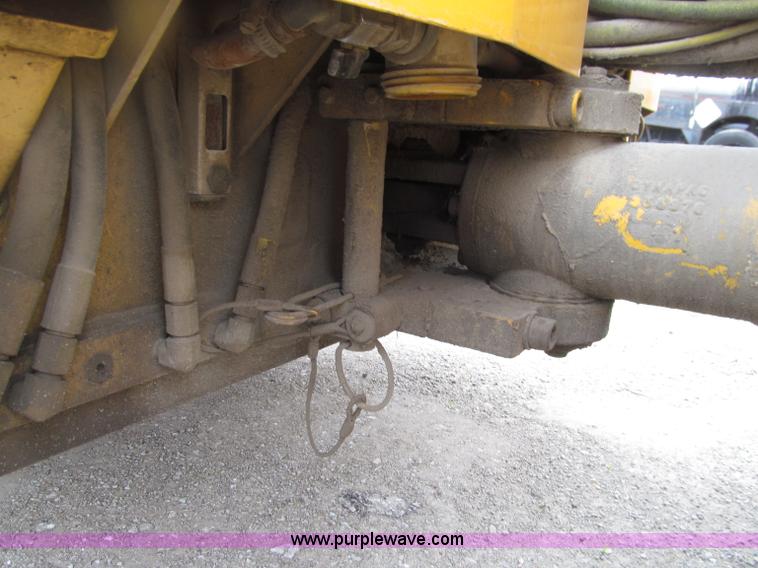 image for item D7373 2000 Dynapac CC102 Series 10 smooth drum vibratory roller