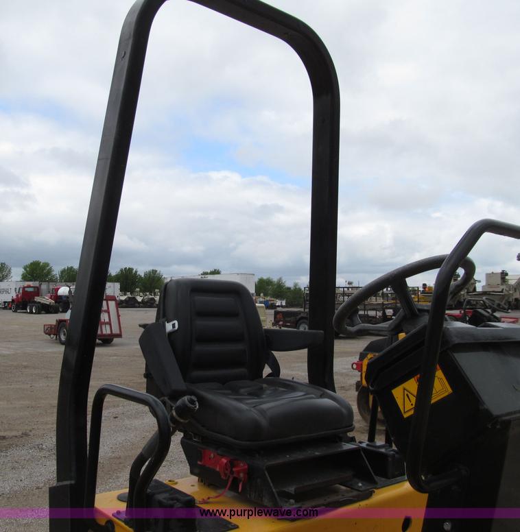 image for item D7373 2000 Dynapac CC102 Series 10 smooth drum vibratory roller