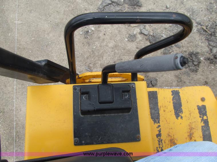 image for item D7373 2000 Dynapac CC102 Series 10 smooth drum vibratory roller