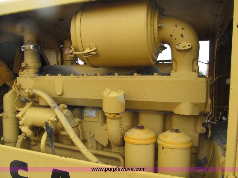 image for item D7374 1964 Caterpillar 12E motor grader
