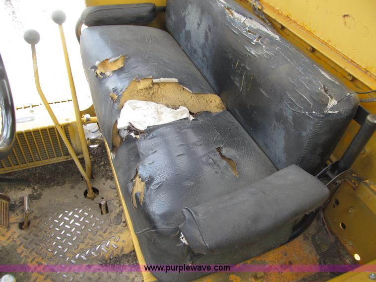 image for item D7374 1964 Caterpillar 12E motor grader