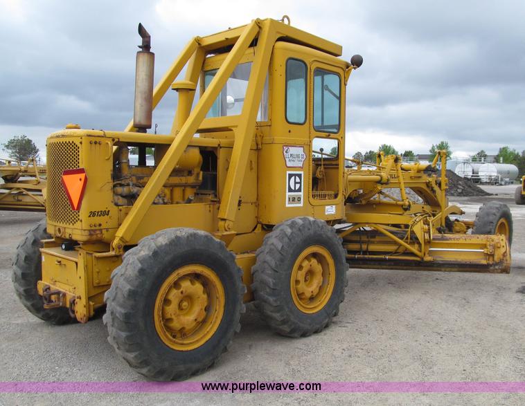 image for item D7375 1971 Caterpillar 120 motor grader