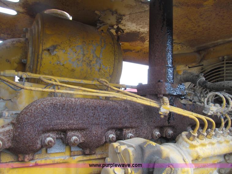 image for item D7375 1971 Caterpillar 120 motor grader