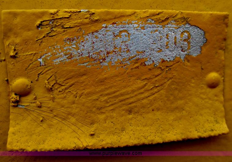 image for item D7375 1971 Caterpillar 120 motor grader