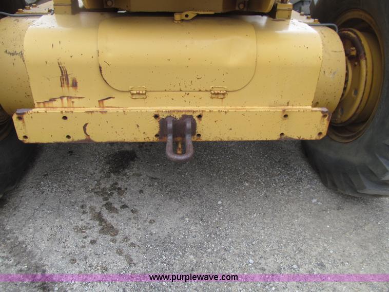 image for item D7376 1962 Caterpillar 12E motor grader