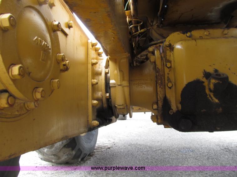 image for item D7376 1962 Caterpillar 12E motor grader
