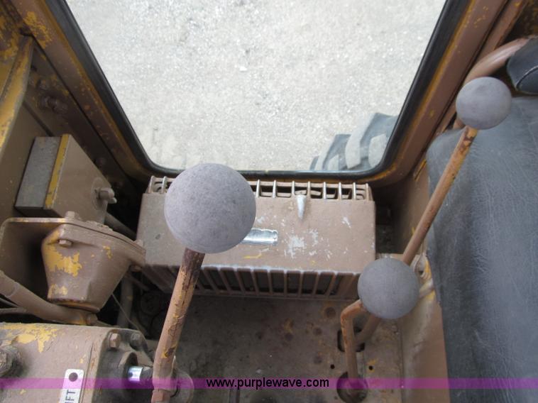 image for item D7376 1962 Caterpillar 12E motor grader