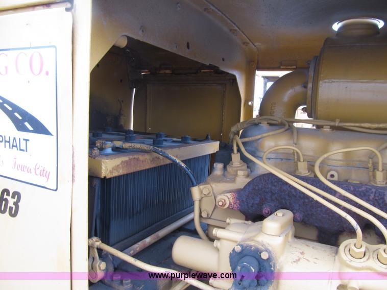 image for item D7377 1963 Caterpillar 12E motor grader