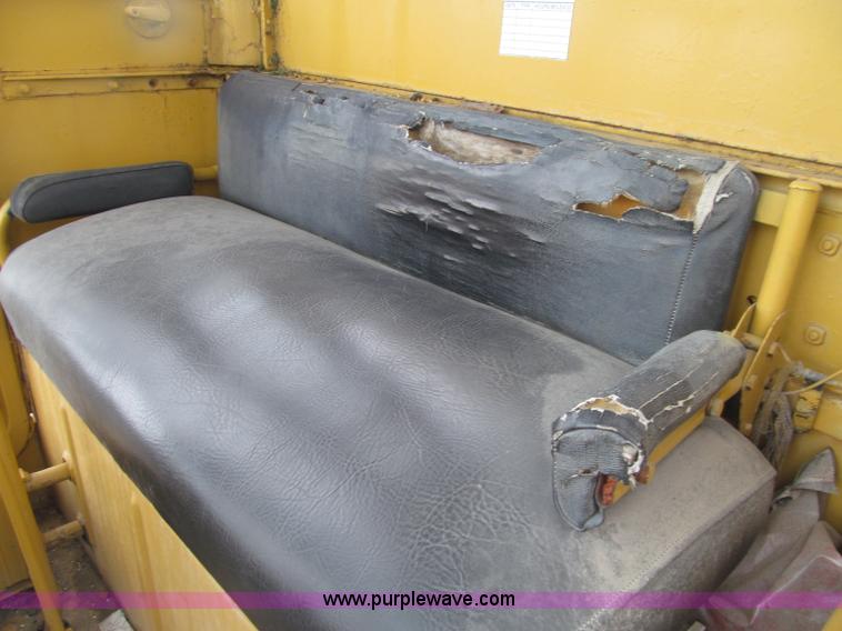 image for item D7377 1963 Caterpillar 12E motor grader