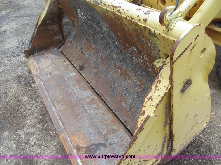 image for item D7378 1989 Case 480E backhoe