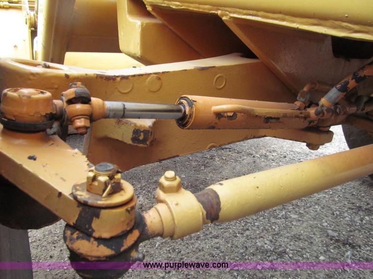 image for item D7378 1989 Case 480E backhoe