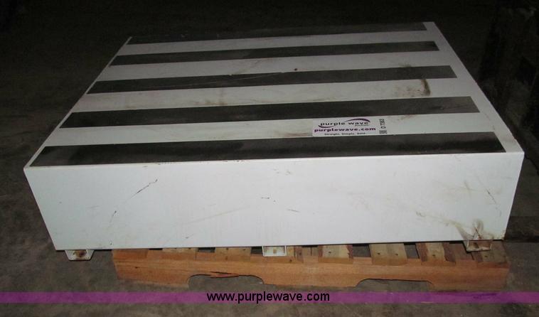 image for item D7383 Packrat storage box