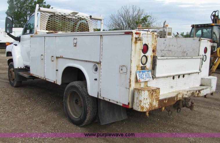 image for item D7385 2005 Chevrolet C5500 service truck