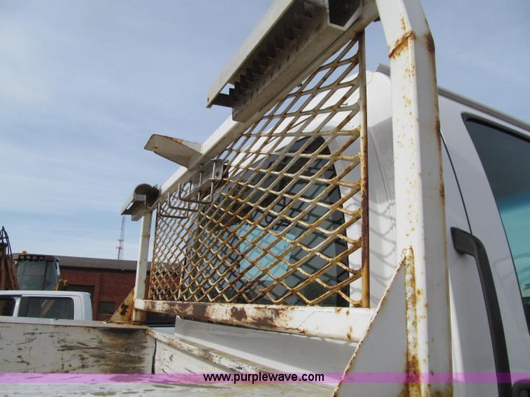 image for item D7385 2005 Chevrolet C5500 service truck