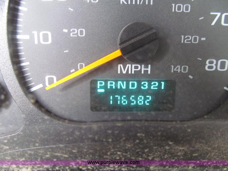 image for item D7385 2005 Chevrolet C5500 service truck