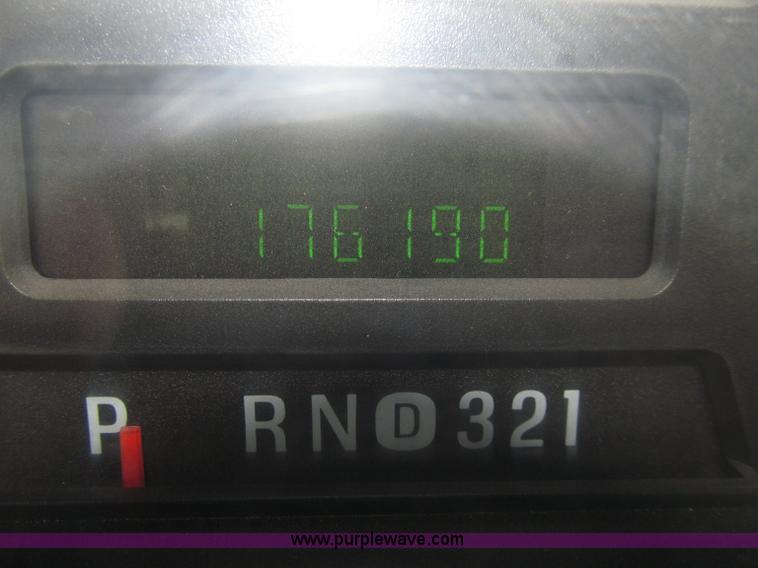 image for item D7386 2007 Ford F450 XLT Super Duty flatbed truck