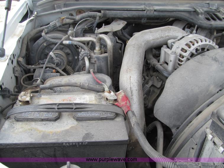 image for item D7386 2007 Ford F450 XLT Super Duty flatbed truck