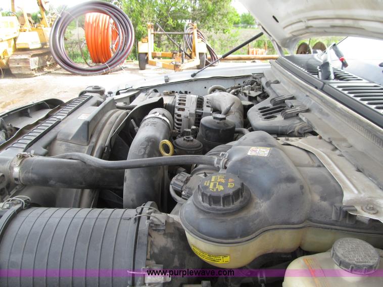 image for item D7386 2007 Ford F450 XLT Super Duty flatbed truck