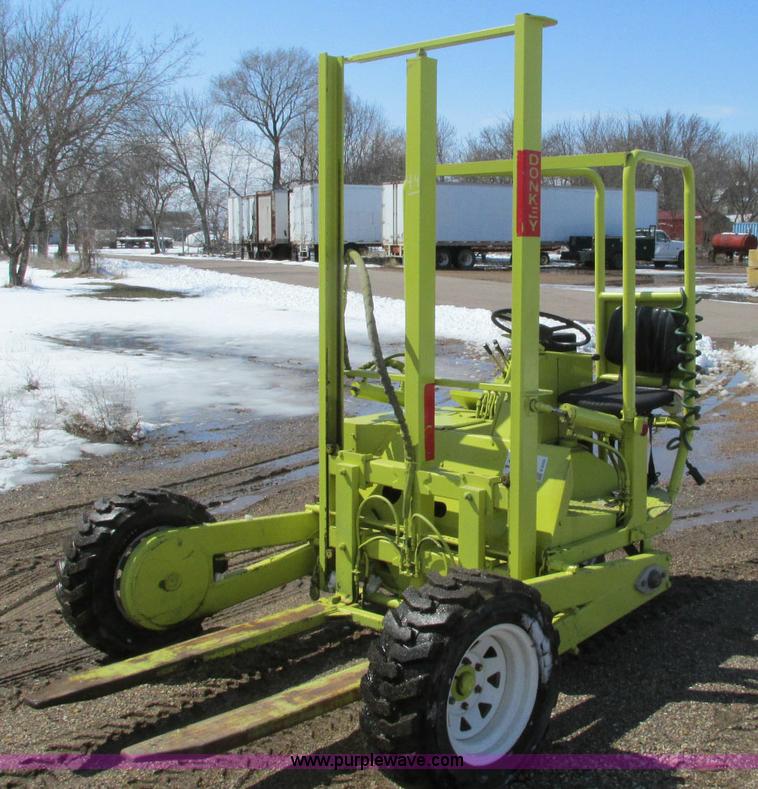 image for item E5132 Donkey 12 forklift