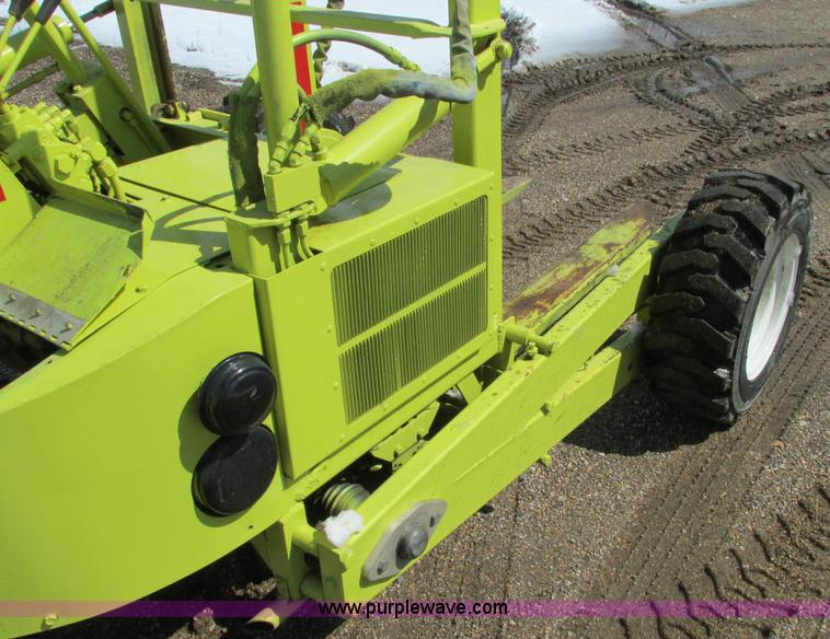 image for item E5132 Donkey 12 forklift