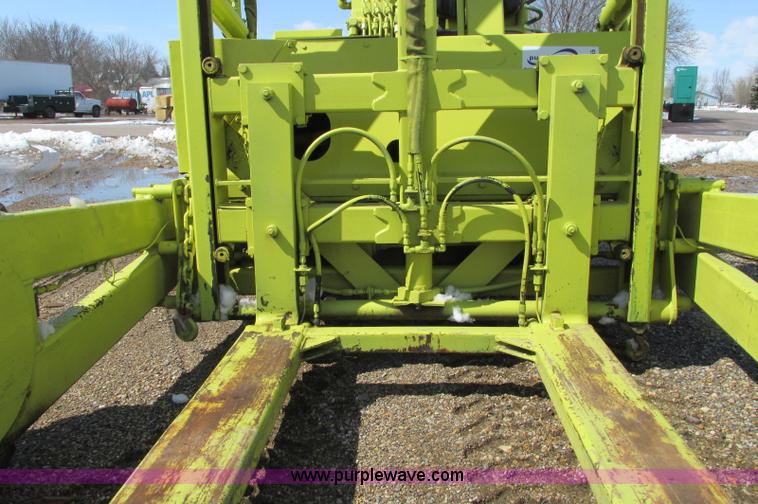 image for item E5132 Donkey 12 forklift