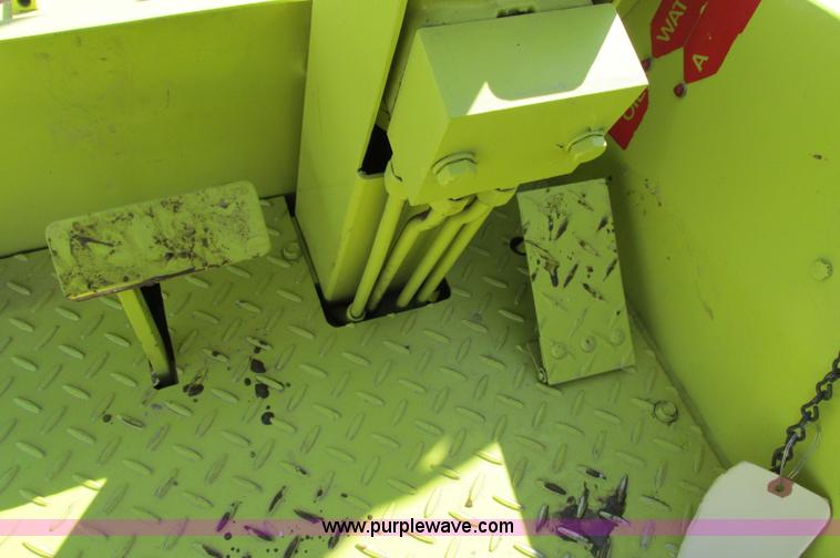 image for item E5132 Donkey 12 forklift