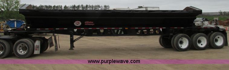 image for item E5133 2000 Circle R SS443-6LS tri axle side dump trailer