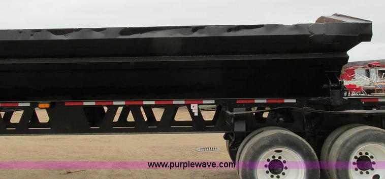 image for item E5133 2000 Circle R SS443-6LS tri axle side dump trailer