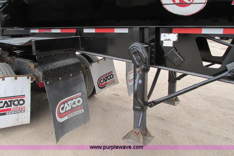 image for item E5133 2000 Circle R SS443-6LS tri axle side dump trailer