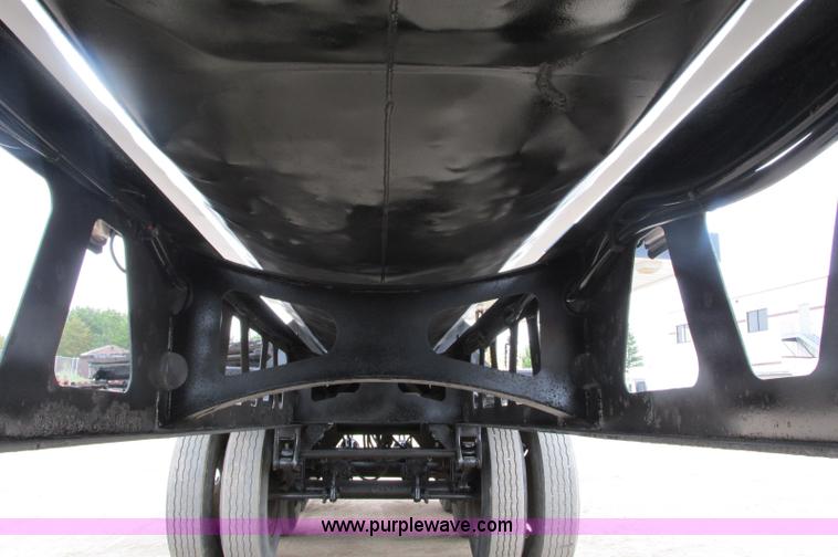 image for item E5133 2000 Circle R SS443-6LS tri axle side dump trailer