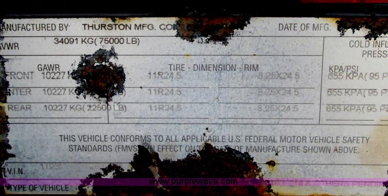 image for item E5133 2000 Circle R SS443-6LS tri axle side dump trailer