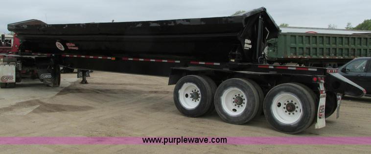 image for item E5134 1999 Circle R SS443 tri axle side dump trailer