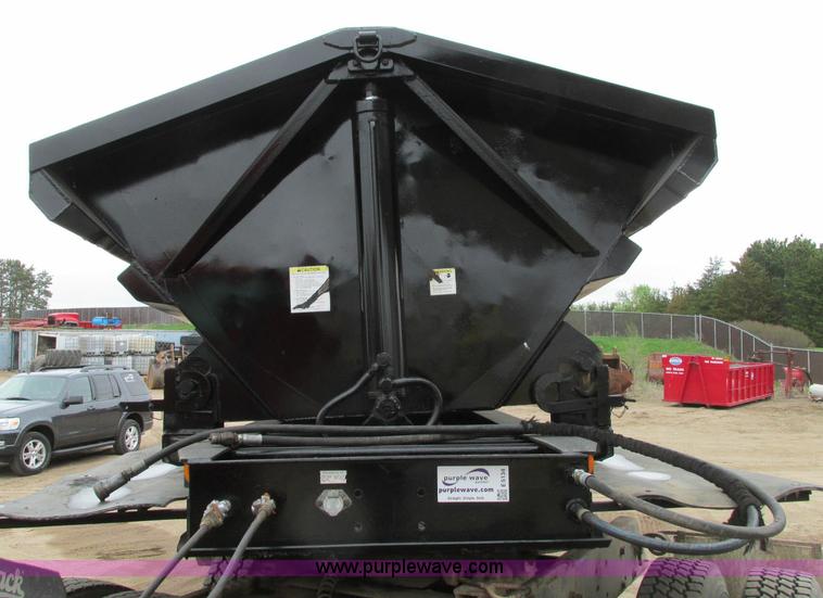 image for item E5134 1999 Circle R SS443 tri axle side dump trailer