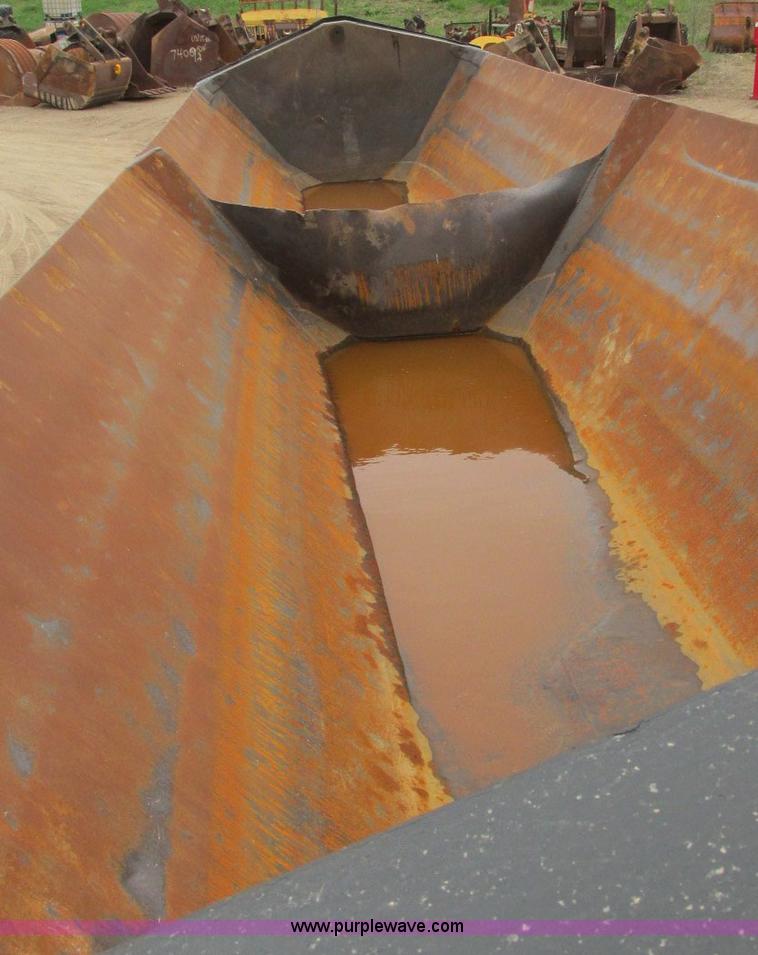 image for item E5134 1999 Circle R SS443 tri axle side dump trailer