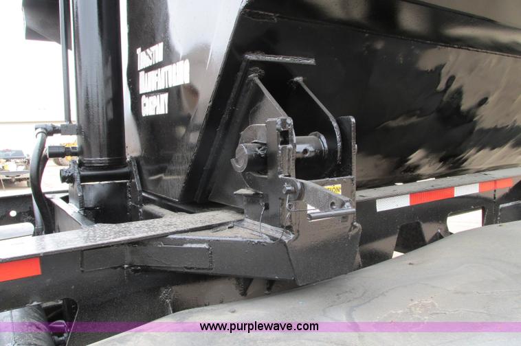 image for item E5134 1999 Circle R SS443 tri axle side dump trailer