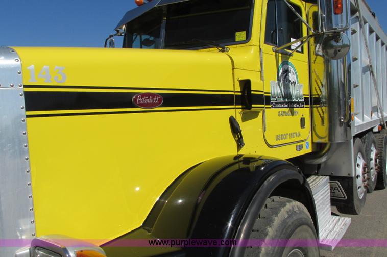 image for item E5138 2000 Peterbilt 378 quad axle dump truck