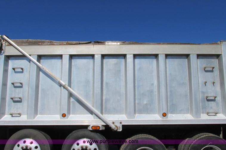 image for item E5138 2000 Peterbilt 378 quad axle dump truck