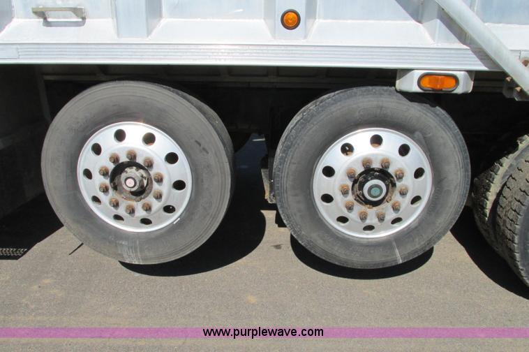 image for item E5138 2000 Peterbilt 378 quad axle dump truck