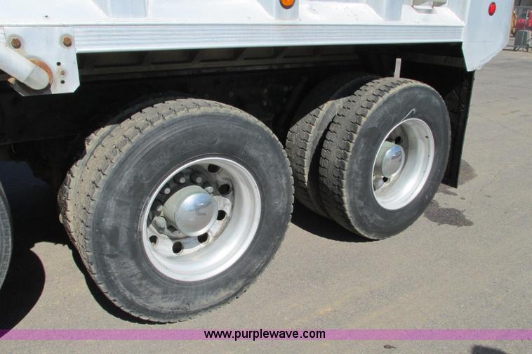image for item E5138 2000 Peterbilt 378 quad axle dump truck