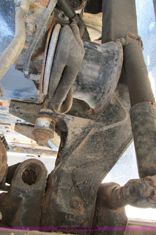 image for item E5138 2000 Peterbilt 378 quad axle dump truck