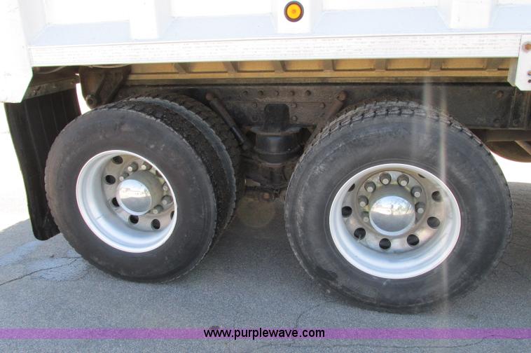 image for item E5138 2000 Peterbilt 378 quad axle dump truck