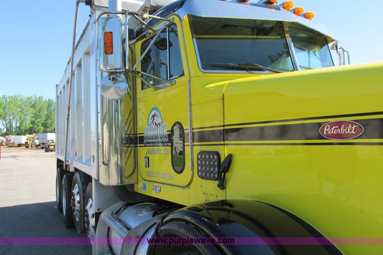 image for item E5138 2000 Peterbilt 378 quad axle dump truck